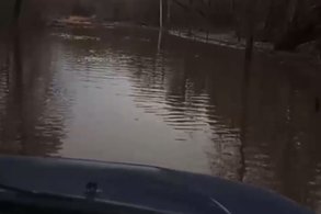 Симаков сообщил о затоплении Лесозаводской улицы в Кирове